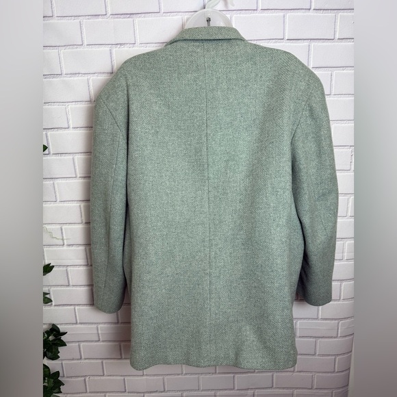 L.L. Bean Women's Light Green wool baggy  Blazer/size 18P - Picture 4 of 7